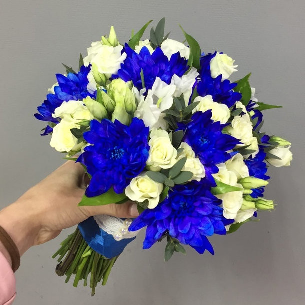 букет в сине белом цвете